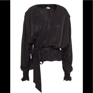 ⭐️New⭐️Charli Wrap Blouse